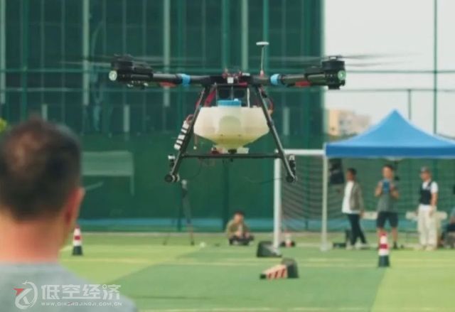 低空经济蓬勃发展 “飞手”人才缺口100万人!(图1) 低空经济蓬勃发展 “飞手”人才缺口100万人!(图1)