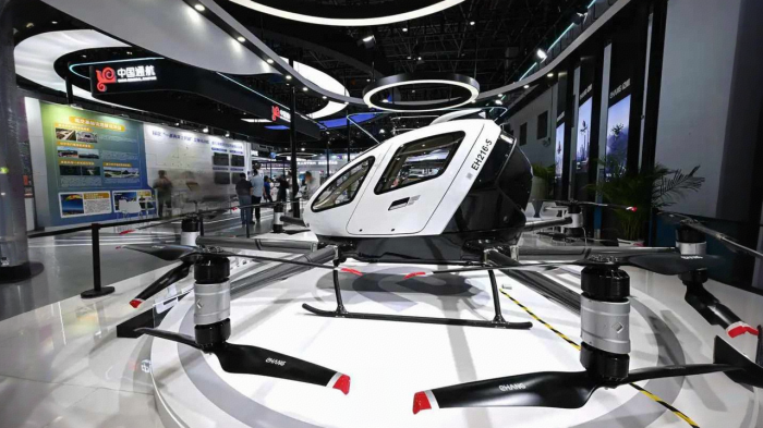 2025年首发!亿航飞行汽车将落地广州、合肥观光航线(图1) 2025年首发!亿航飞行汽车将落地广州、合肥观光航线(图1)